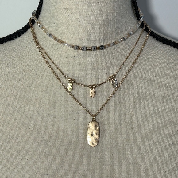 nOir Layered 3 Tiered Gold and Beaded Necklace - NWT - Picture 1 of 9